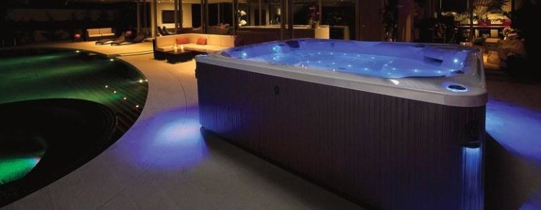 The Ultimate Guide to Hot Tub Chemistry: Balancing pH, Alkalinity, and Sanitizers